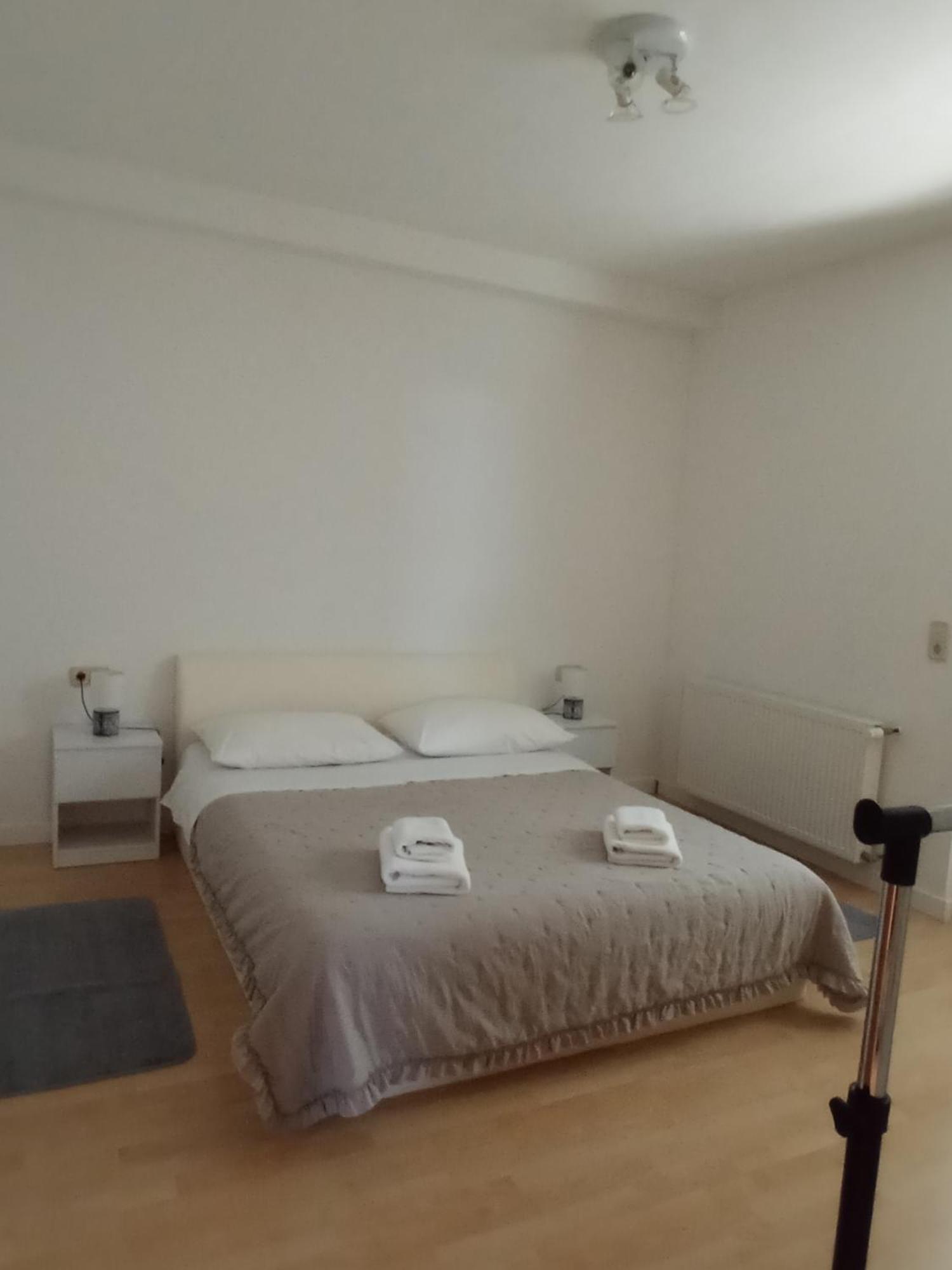 Apartman Carpe Diem Sutomiscica 외부 사진