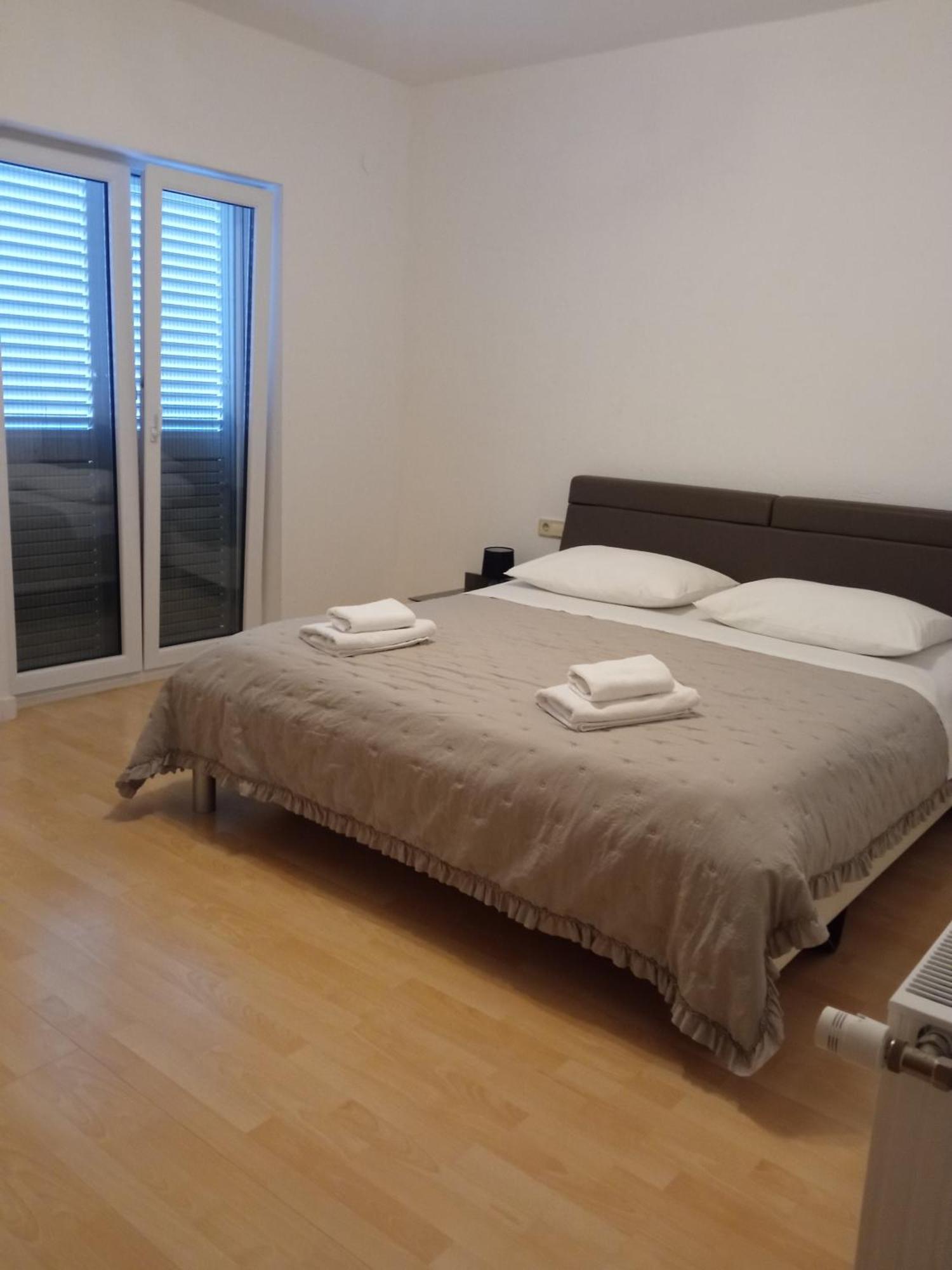 Apartman Carpe Diem Sutomiscica 외부 사진